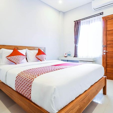 Oyo 1200 Kencana Residence Джимбаран Экстерьер фото
