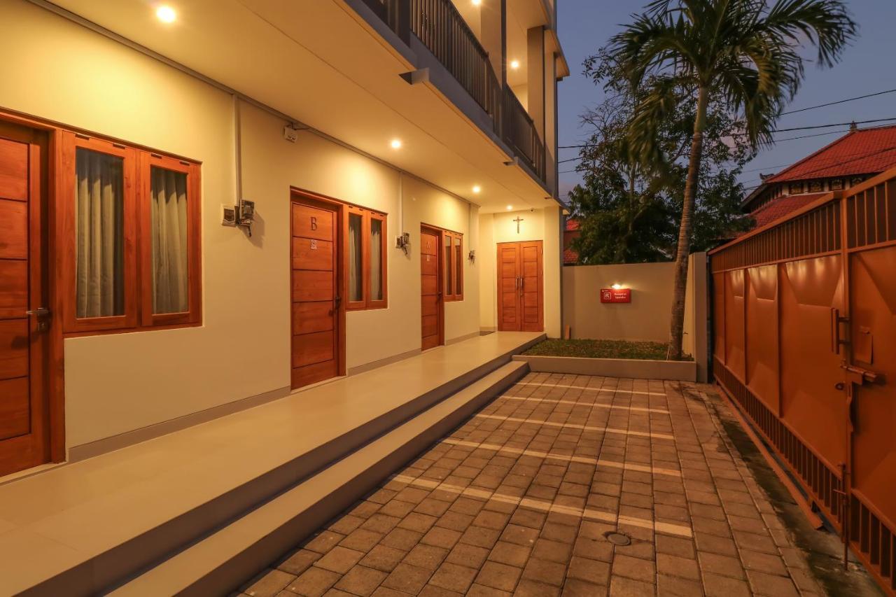 Oyo 1200 Kencana Residence Джимбаран Экстерьер фото